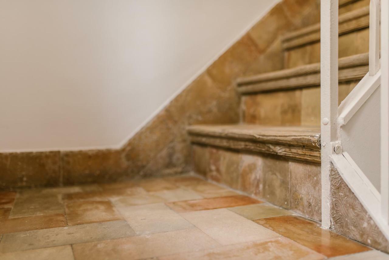 Apartamento T2, Tirso De Molina, Luminoso Y Tranquilo Sevilla